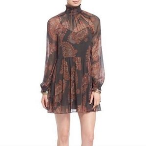 FREE PEOPLE Forget Me Not Moonstruck Chiffon Dress in Paisley Print SZ M